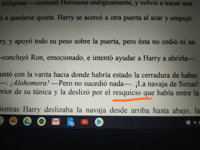 Resquicio
Resquicio que había entre
Keywords: descripción;puerta