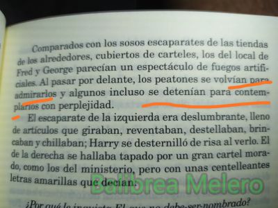 Se volvían para admirarlos
Los peatones se volvían para admirarlos
Keywords: miró;giró