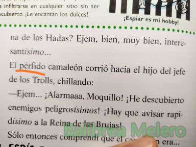 pérfido
pérfido camaleón

1. adj. Desleal, infiel, traidor, que falta a la fe que debe. U. t. c. s.
Keywords: mal;malo,malvado;inmoral;insulto