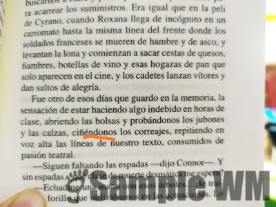 ponerse ropa apretar
cinéndonos los correajes
Keywords: ropa;poner;ponerse;apretar